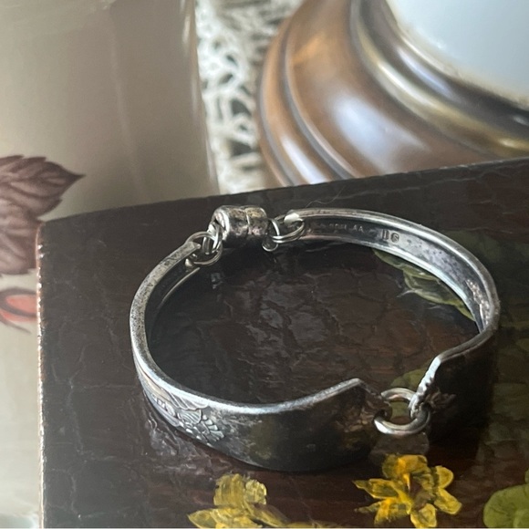 Vintage Silver Plated Spoon Bracelet with Magnetic Closure - Picture 9 of 9